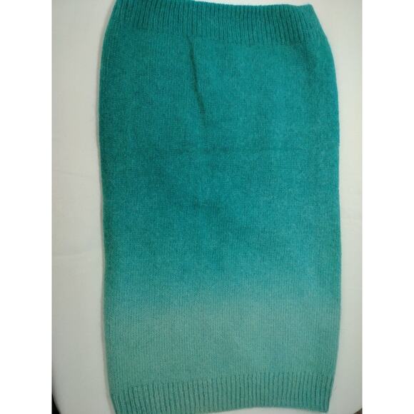 H&M Women's Angora & Wool Green Ombre Infinity Scarf. - Picture 6 of 11